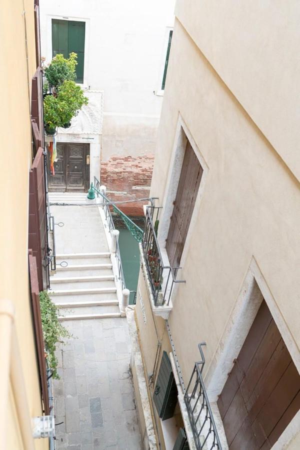 Ca' Pesaro Rooftop Terrace Apartment. เวนิส ภายนอก รูปภาพ