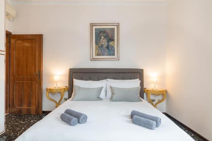 Ca' Pesaro Rooftop Terrace Apartment. เวนิส ภายนอก รูปภาพ